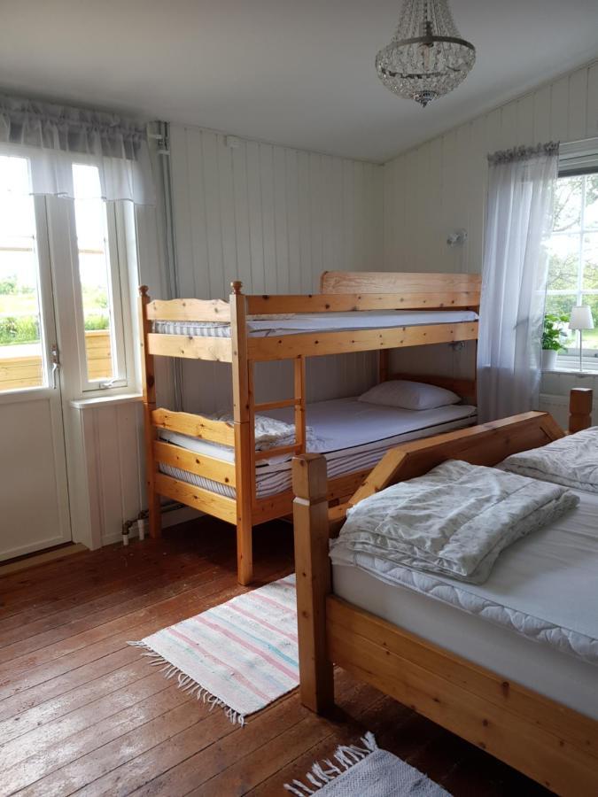 Vare 4 Vandrarhem Traslovslage Экстерьер фото